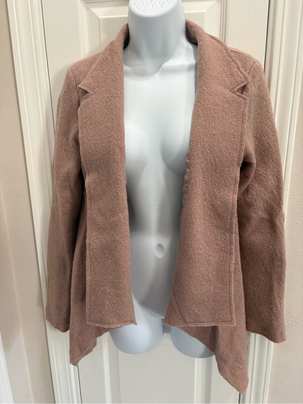 CAbi Mauve Open-Front Blazer